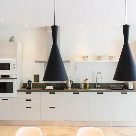 Apartment Les Canisses, Magnifique Avec Terrasse Au Coeur D'uzes *