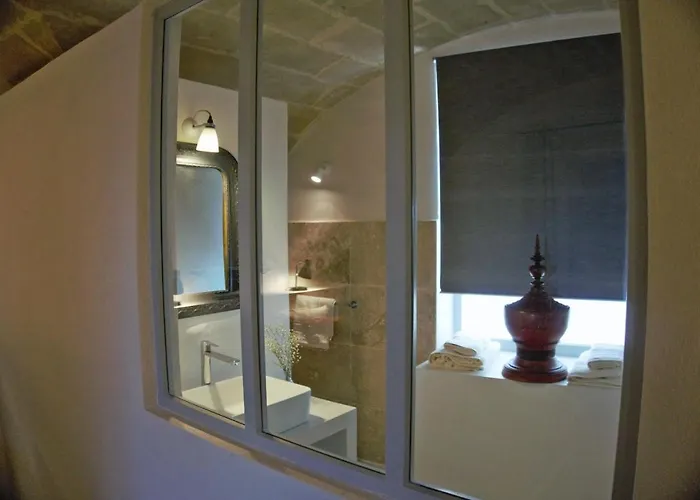 Les Canisses, Magnifique Avec Terrasse Au Cœur D'uzès Appartement