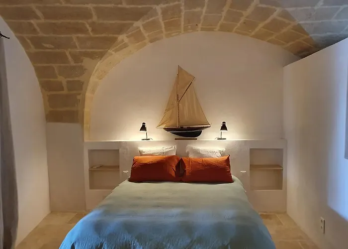 Appartement Les Canisses, Magnifique Avec Terrasse Au Cœur D'uzès *