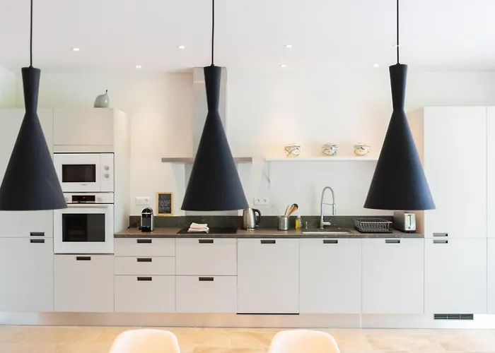 Appartement Les Canisses, Magnifique Avec Terrasse Au Cœur D'uzès *